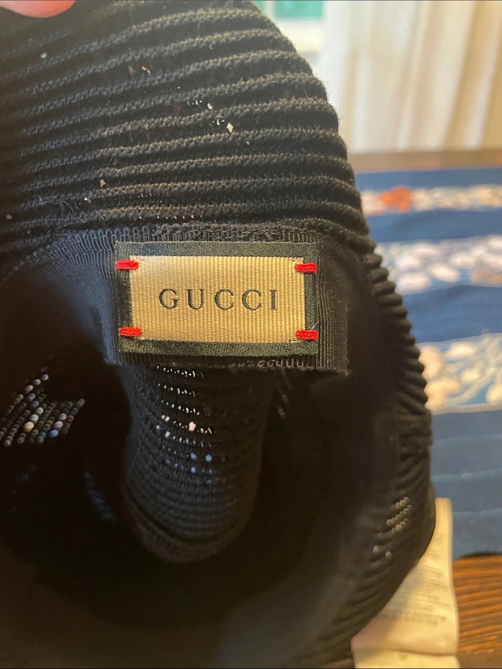 Gucci Black Ribbed CableKnit Bucket Hat Gold GG Accent Authentic 2021